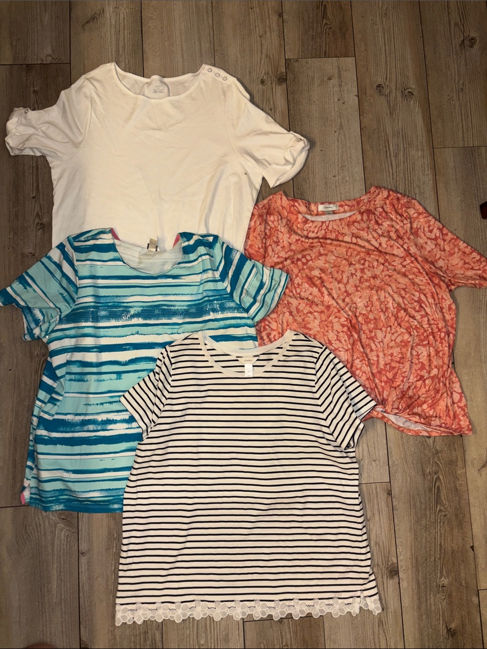 CJ Banks Women’s 2X Lot White Short-Sleeve Crewneck Top -Classic Women’s Tee NWT